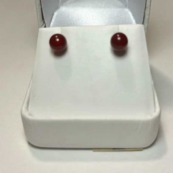 3/$20 Small Cute Silver Plated Dark Red/Brown Circular Ball Stud Earrings - Picture 1 of 3